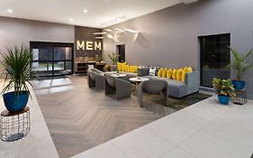 La Quinta Inn & Suites By Wyndham Memphis I-240